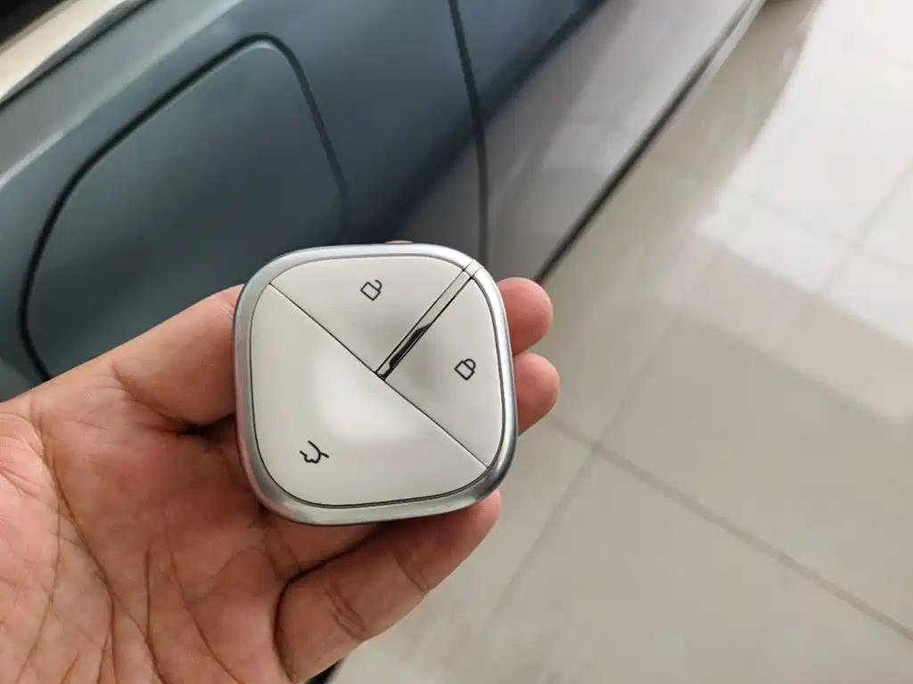 Baojun Yunduo — миниатюра 9