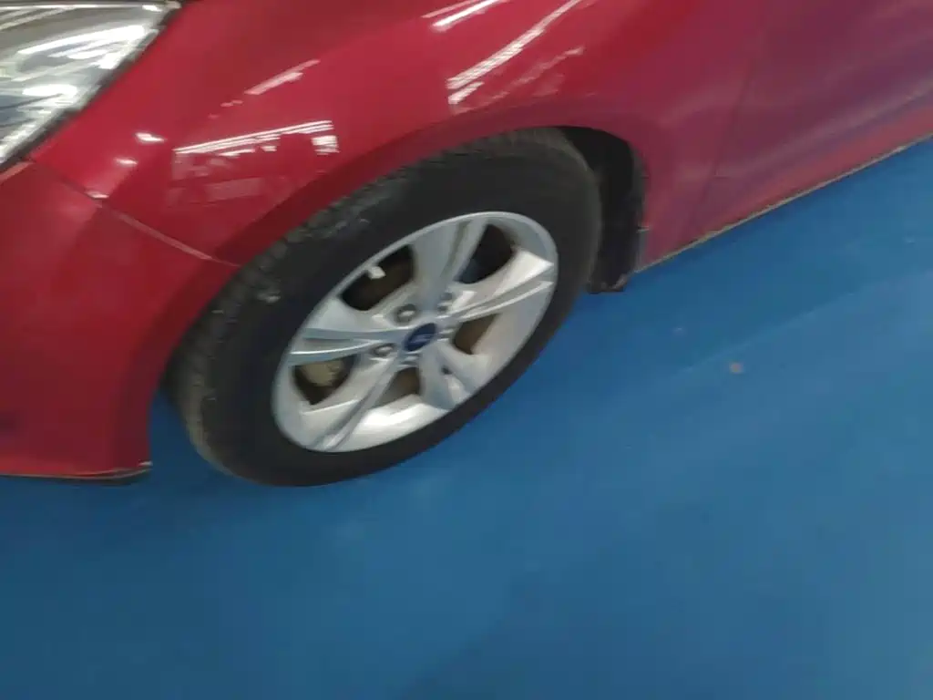 Ford Focus — миниатюра 23