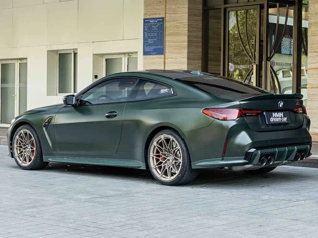 BMW M4 2025 M4