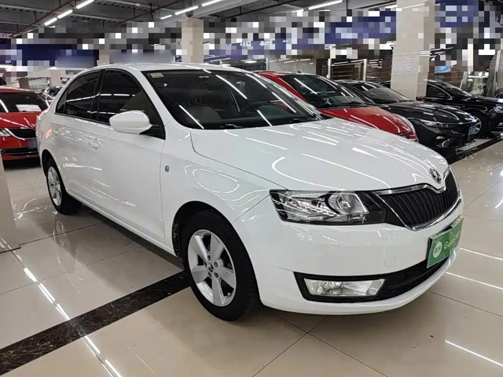 Skoda Rapid — миниатюра 4