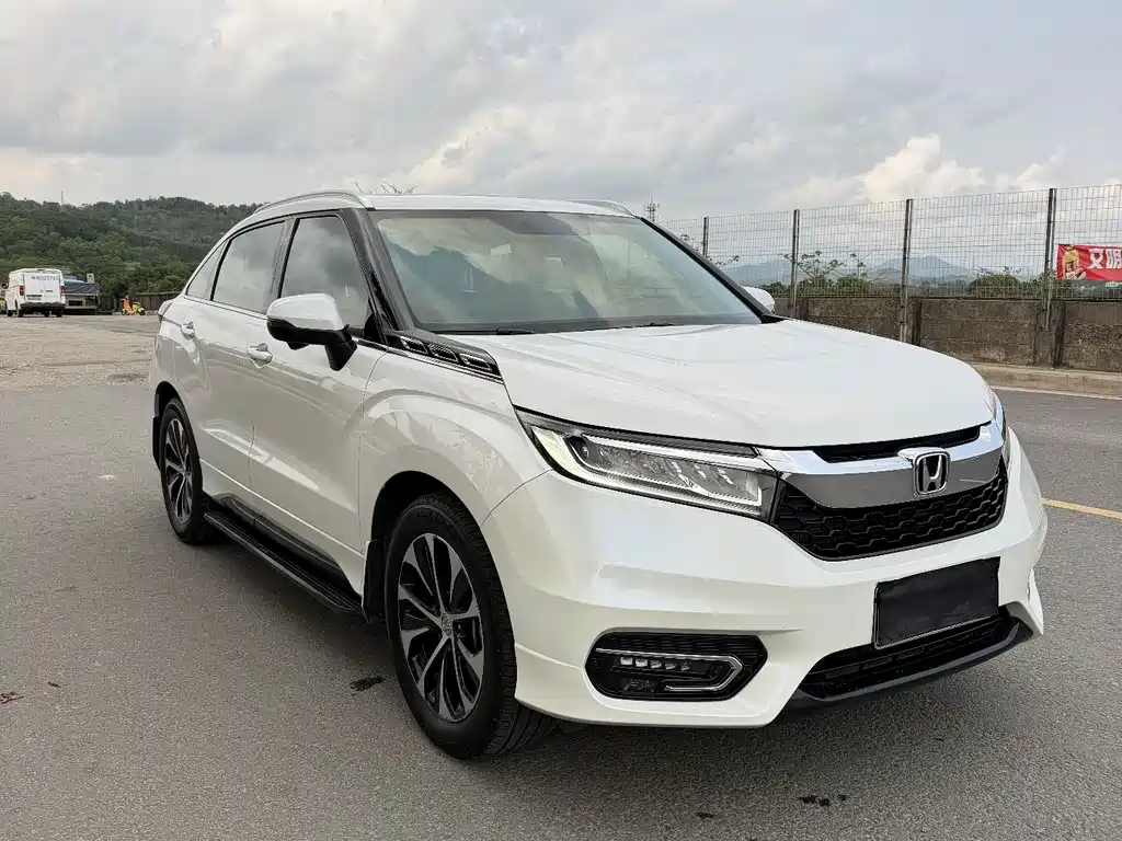 Honda Avancier 2017 240TURBO Premium