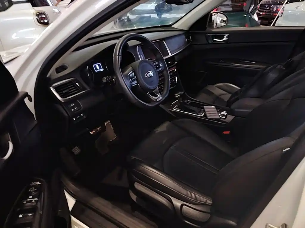 Kia K5 — миниатюра 15