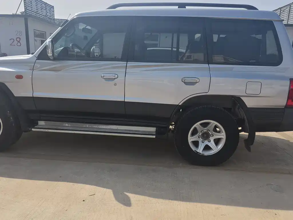 Leopaard Leopaard Q6 — миниатюра 3