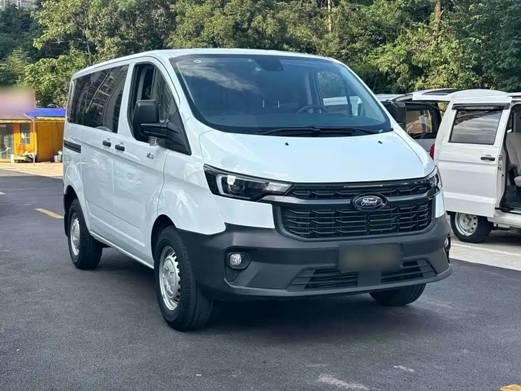 Ford Transit — миниатюра 6