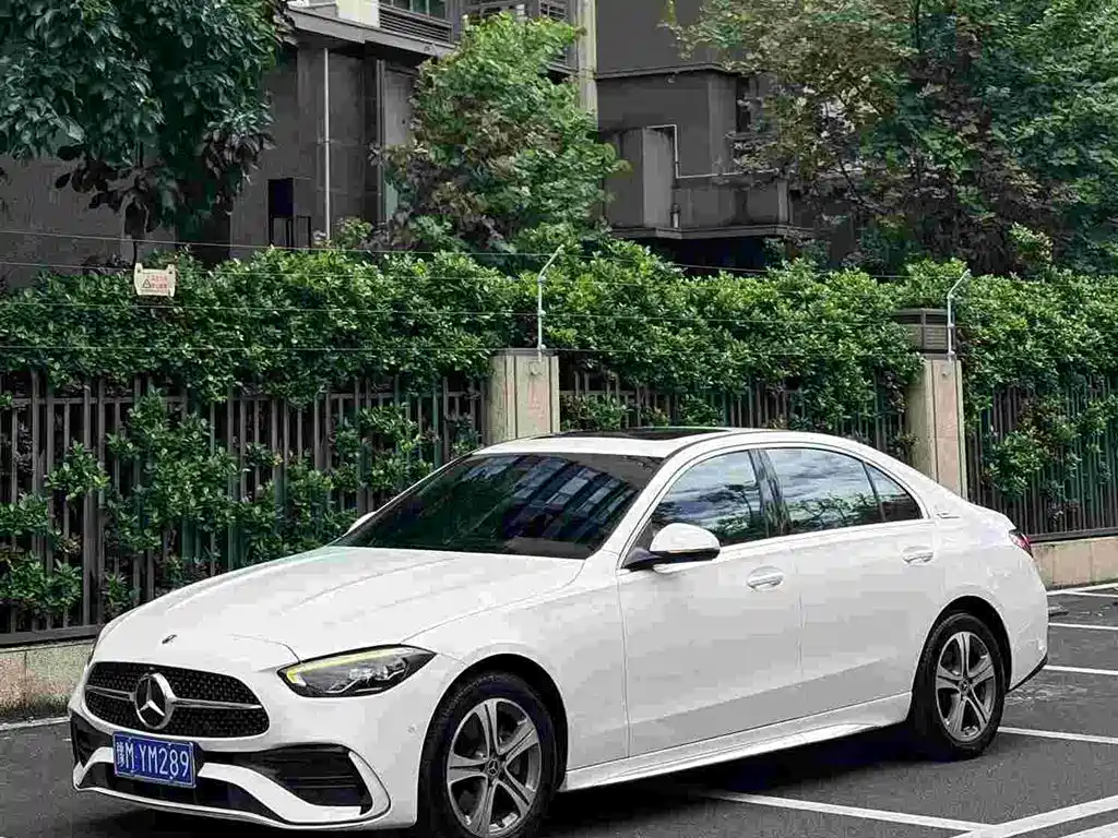 Mercedes-Benz C-Class — миниатюра 2