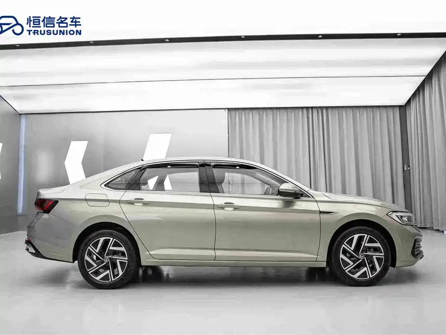 Volkswagen Sagitar — миниатюра 4