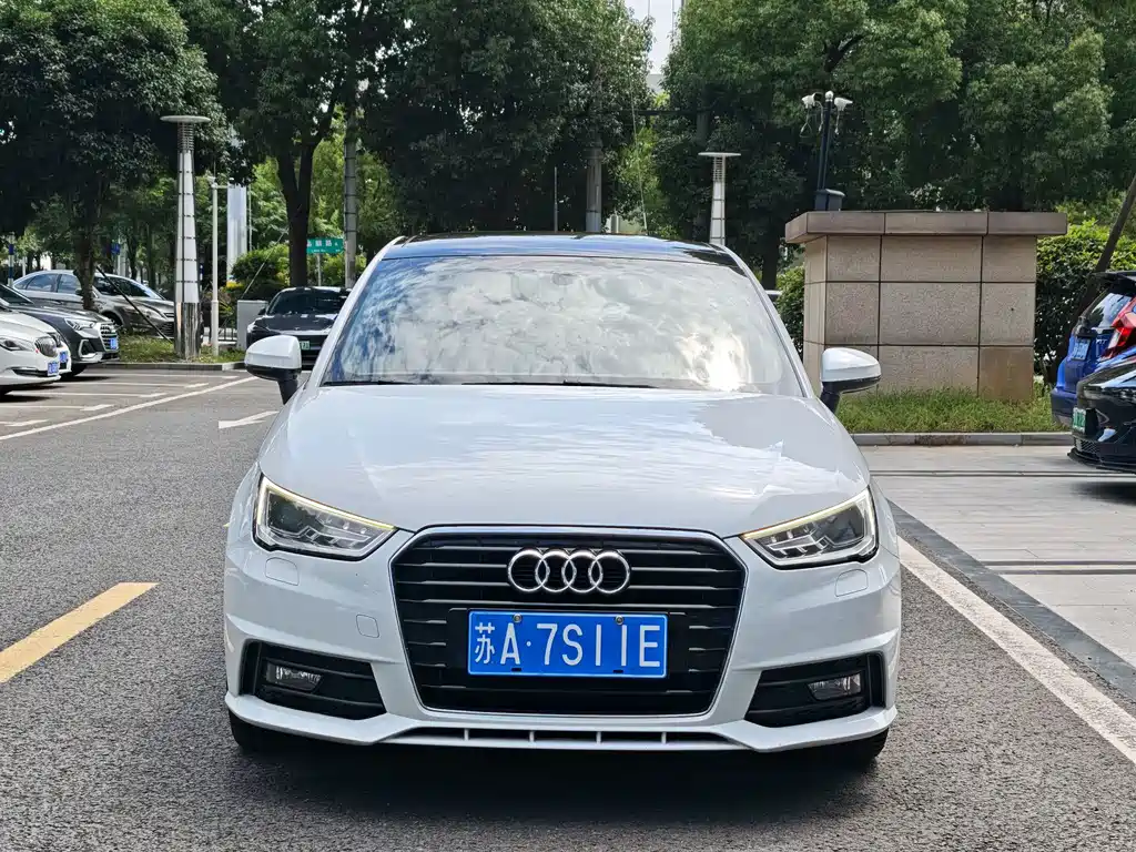 Audi A1 2016 30 TFSI Sportback S Line Sport