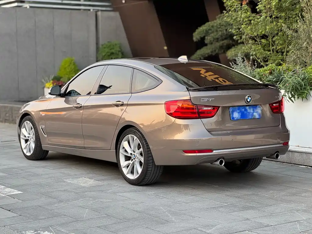 BMW 3 Series GT 3 GT 2013 335i