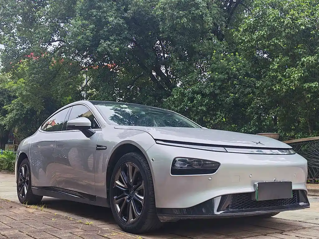 XPeng P7 — миниатюра 3