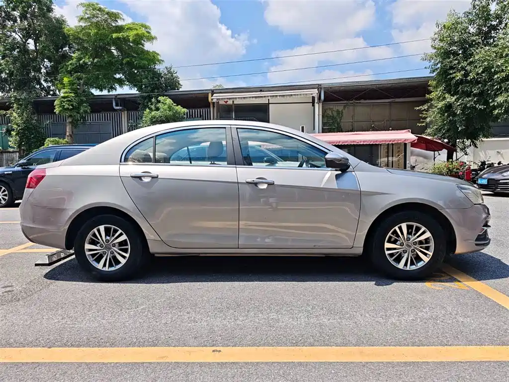 Geely Emgrand 2017 1.5L MT Luxury