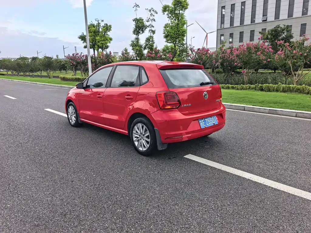 Volkswagen Polo — миниатюра 13