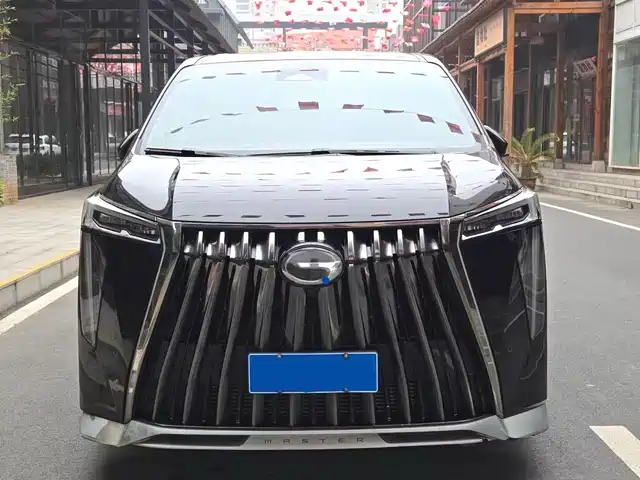 2023 GAC GN8