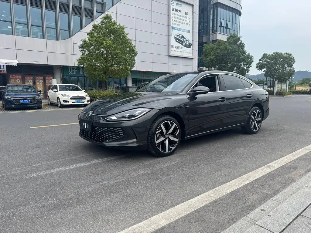 Volkswagen Lamando