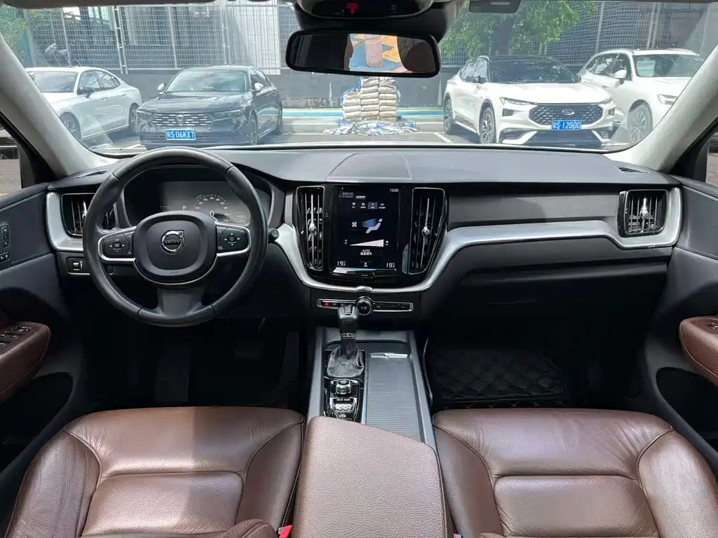 Volvo XC60 — миниатюра 9