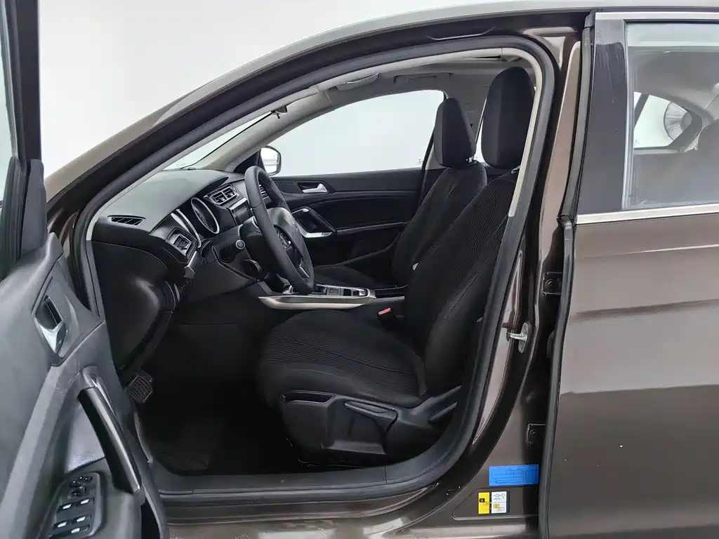 Peugeot 408 — миниатюра 10