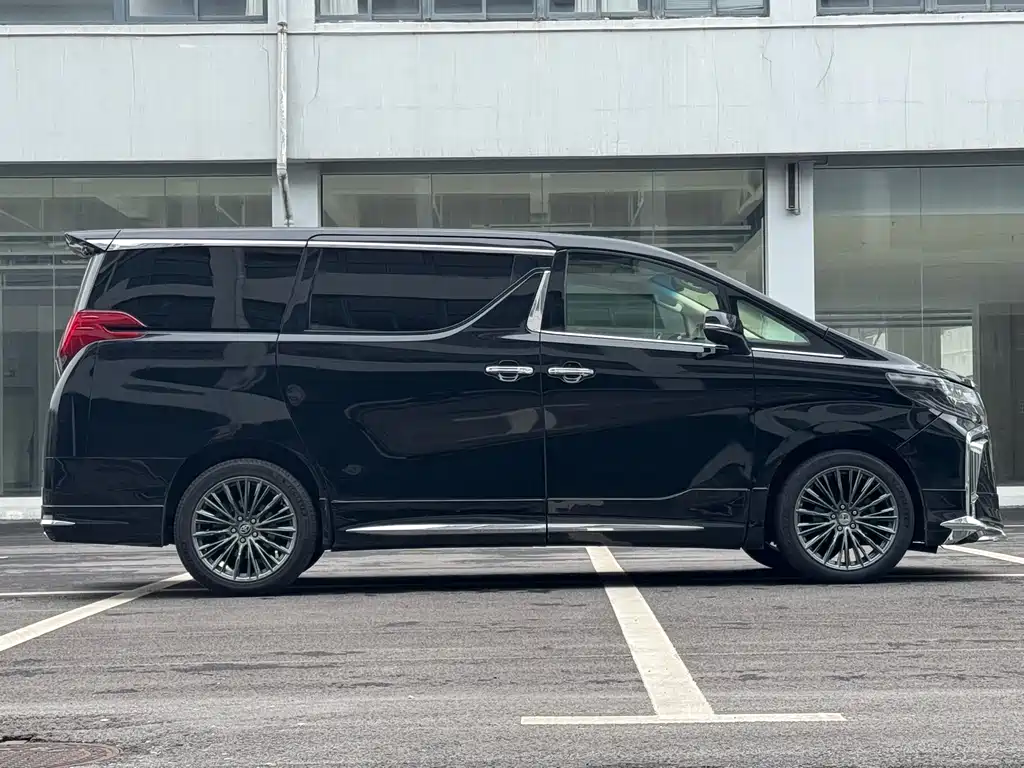 Toyota Alphard 2015 3.5L Luxury