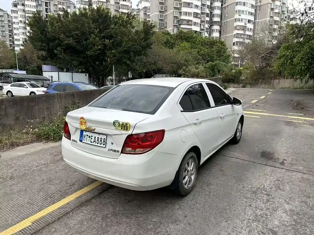 Chevrolet Sail 2015 3 1.5L MT