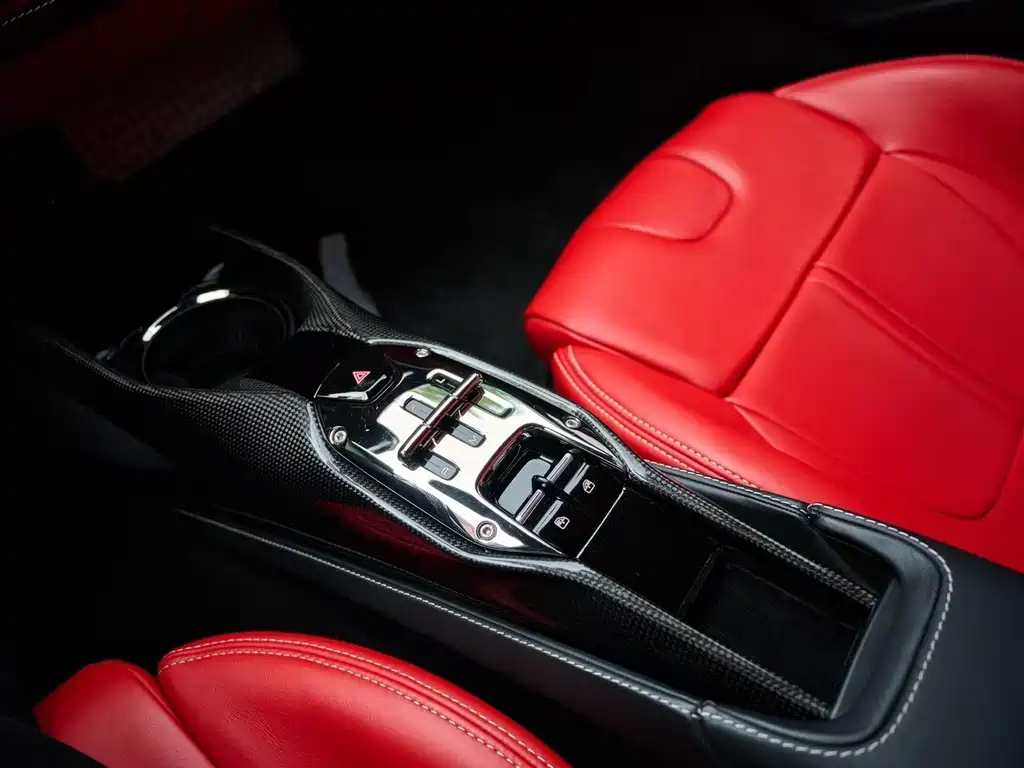 Ferrari SF90 — миниатюра 8