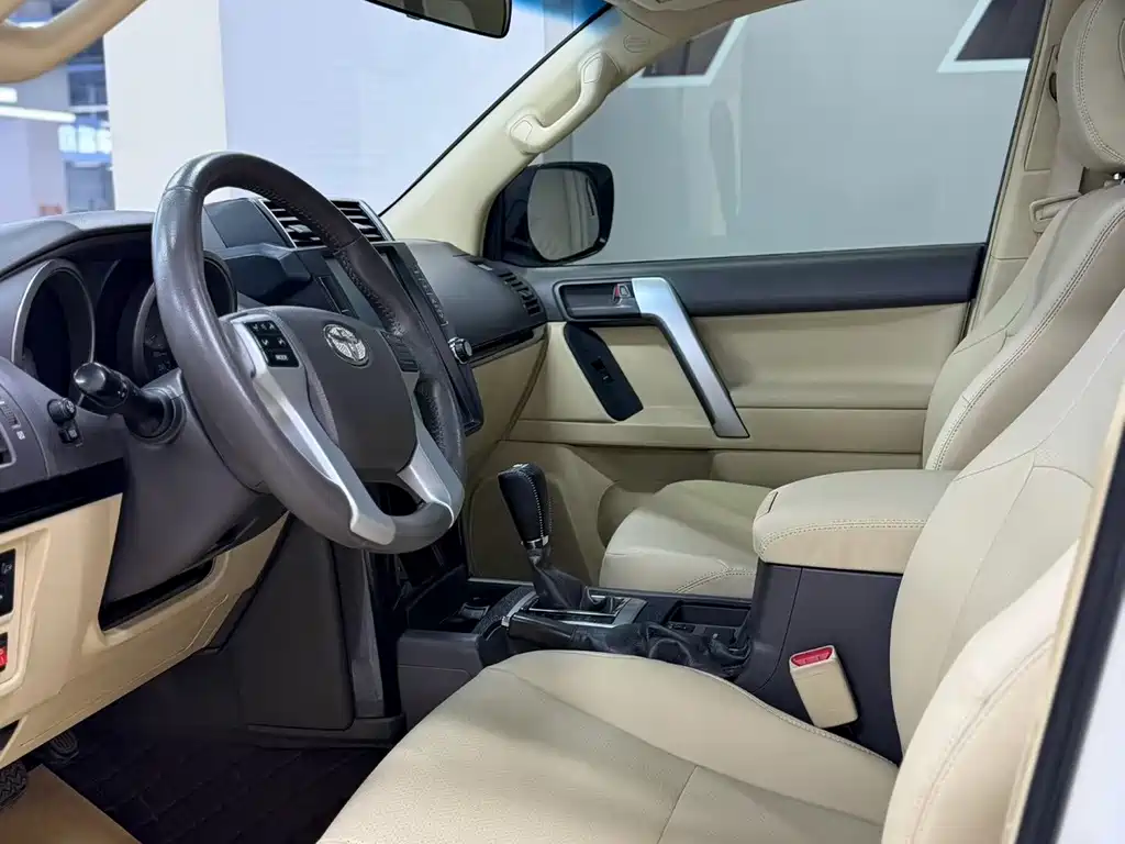Toyota Prado (Import) — миниатюра 7