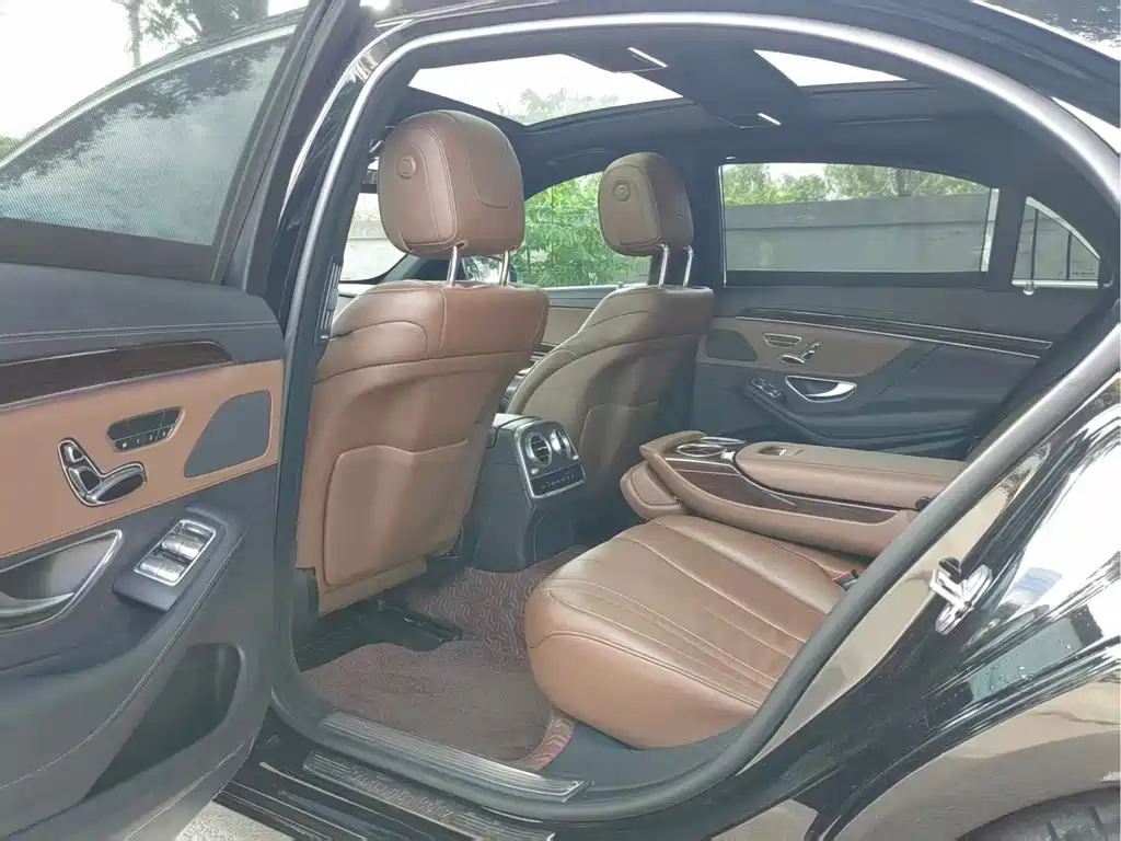 Mercedes-Benz S-Class — миниатюра 7