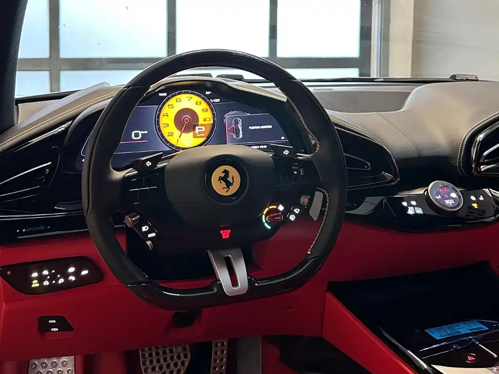 Ferrari Purosangue 2023 6.5L V12