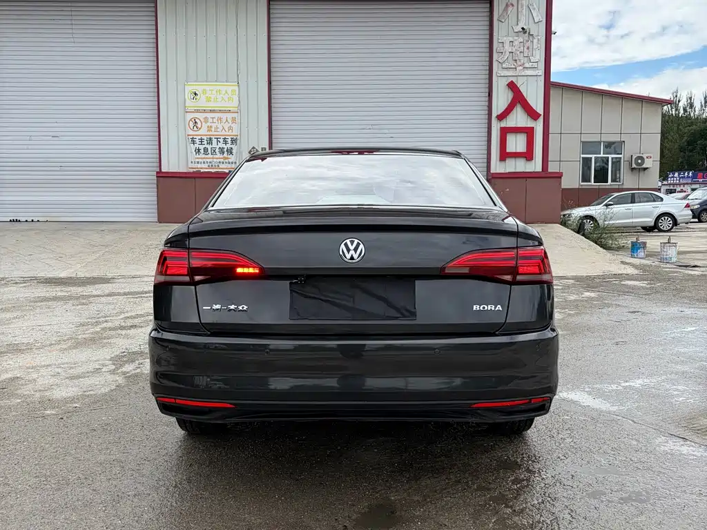 Volkswagen Bora — миниатюра 8