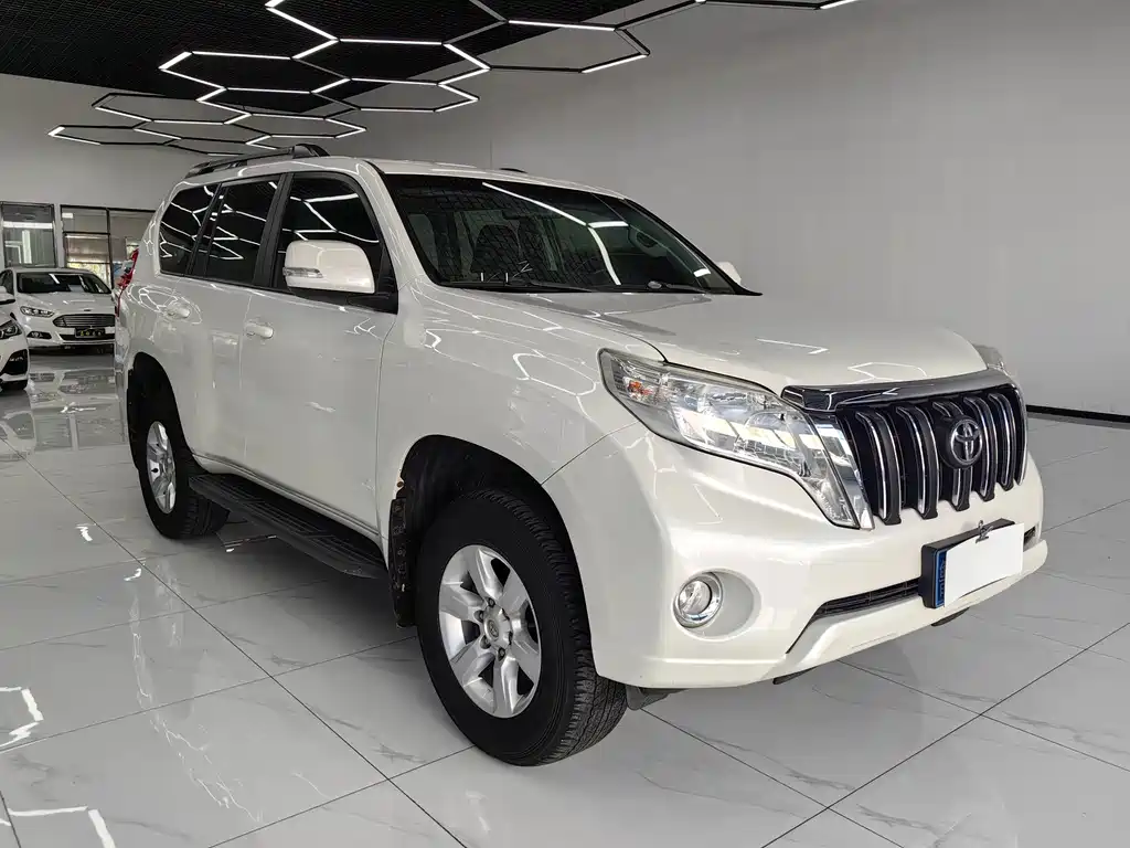Toyota Prado — миниатюра 3