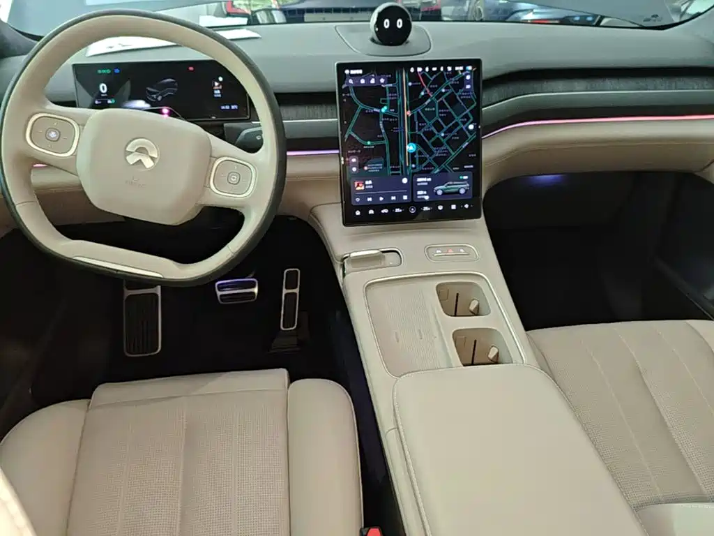 NIO ES8 — миниатюра 10