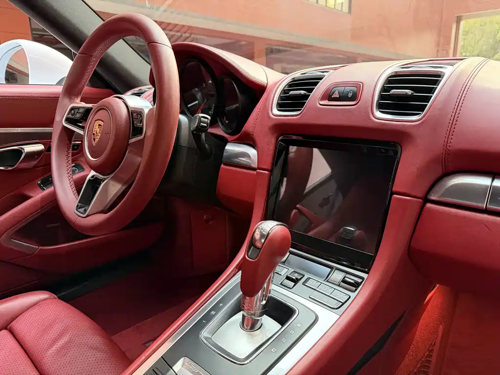 Porsche Cayman — миниатюра 8