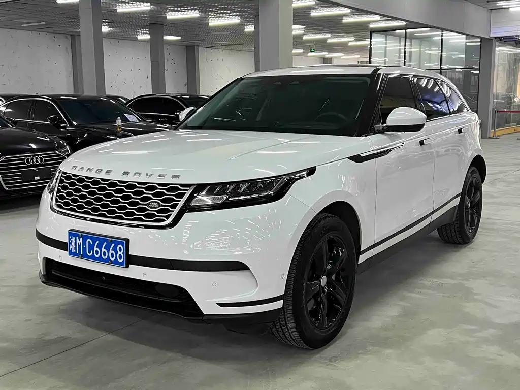 Land Rover Velar 2021