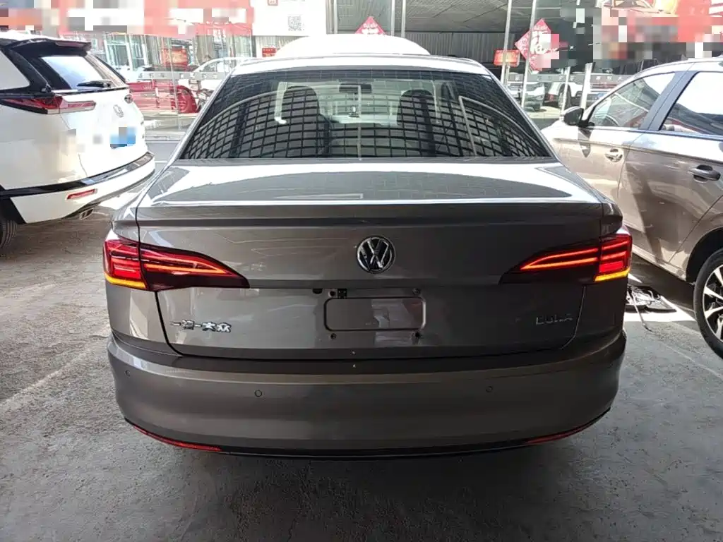 Volkswagen Bora — миниатюра 6