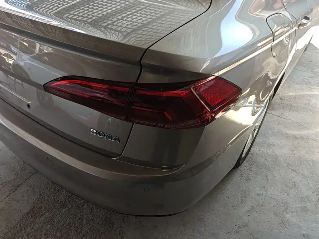 Volkswagen Bora — миниатюра 8