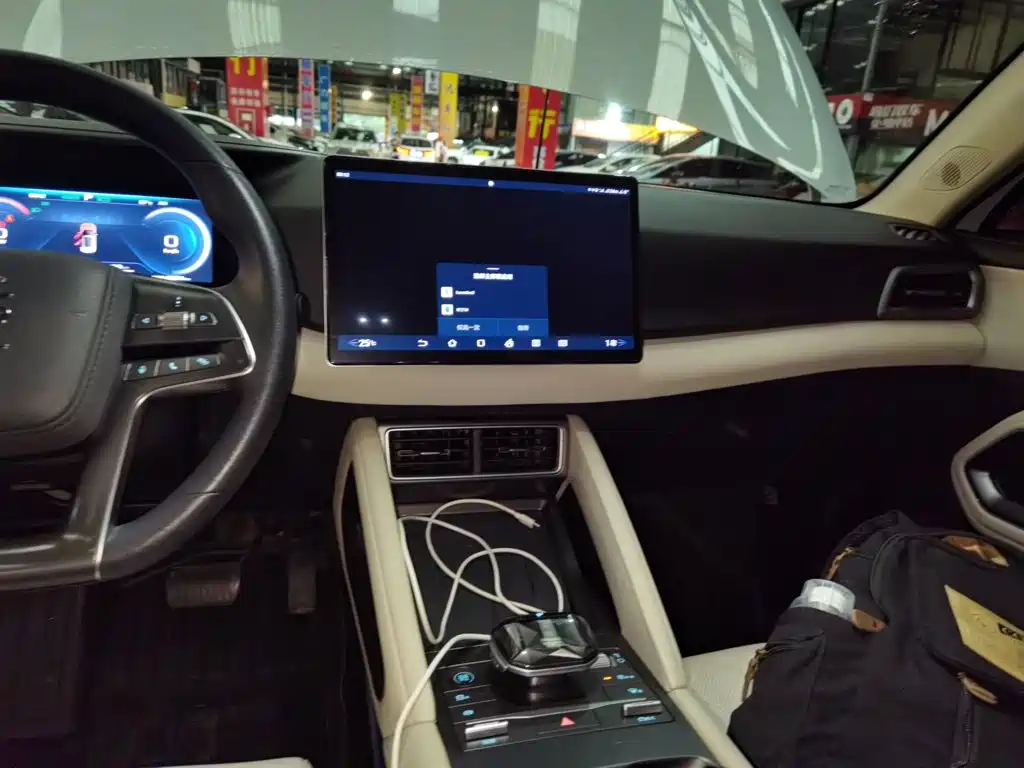 BYD Yuan UP — миниатюра 13