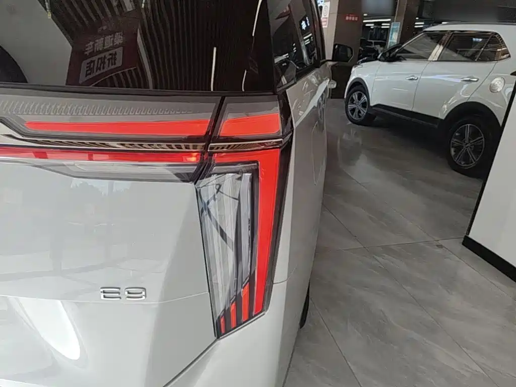 GAC Motor Trumpchi E9 — миниатюра 8
