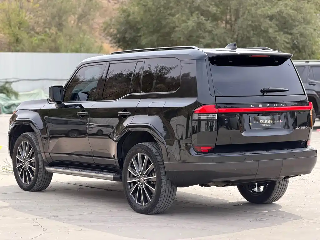 Lexus GX — миниатюра 9