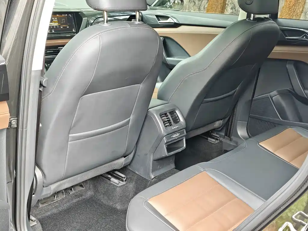 Volkswagen Tharu — миниатюра 34