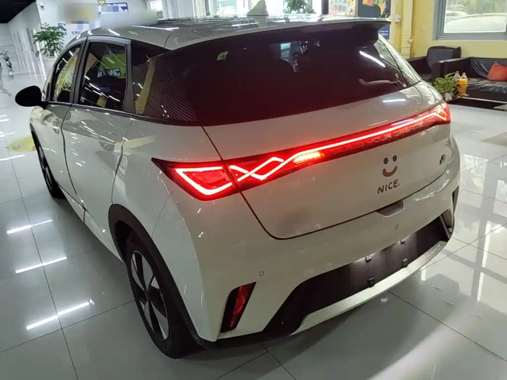 BYD Dolphin — миниатюра 5