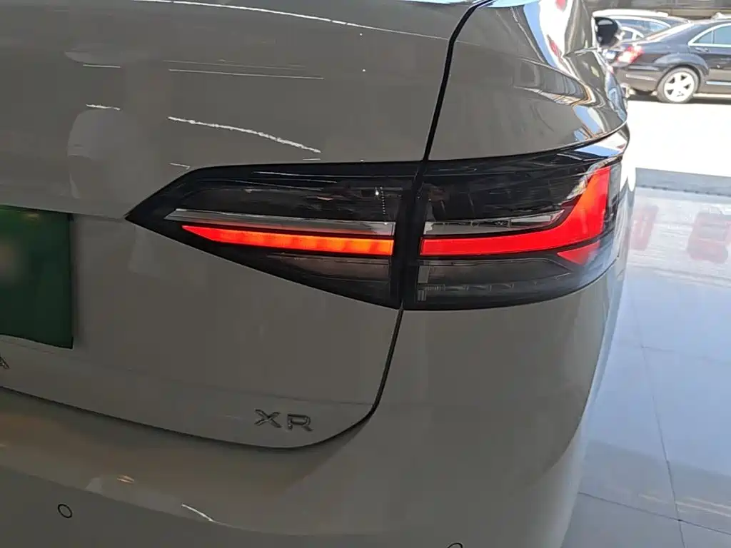 Volkswagen Lavida — миниатюра 8