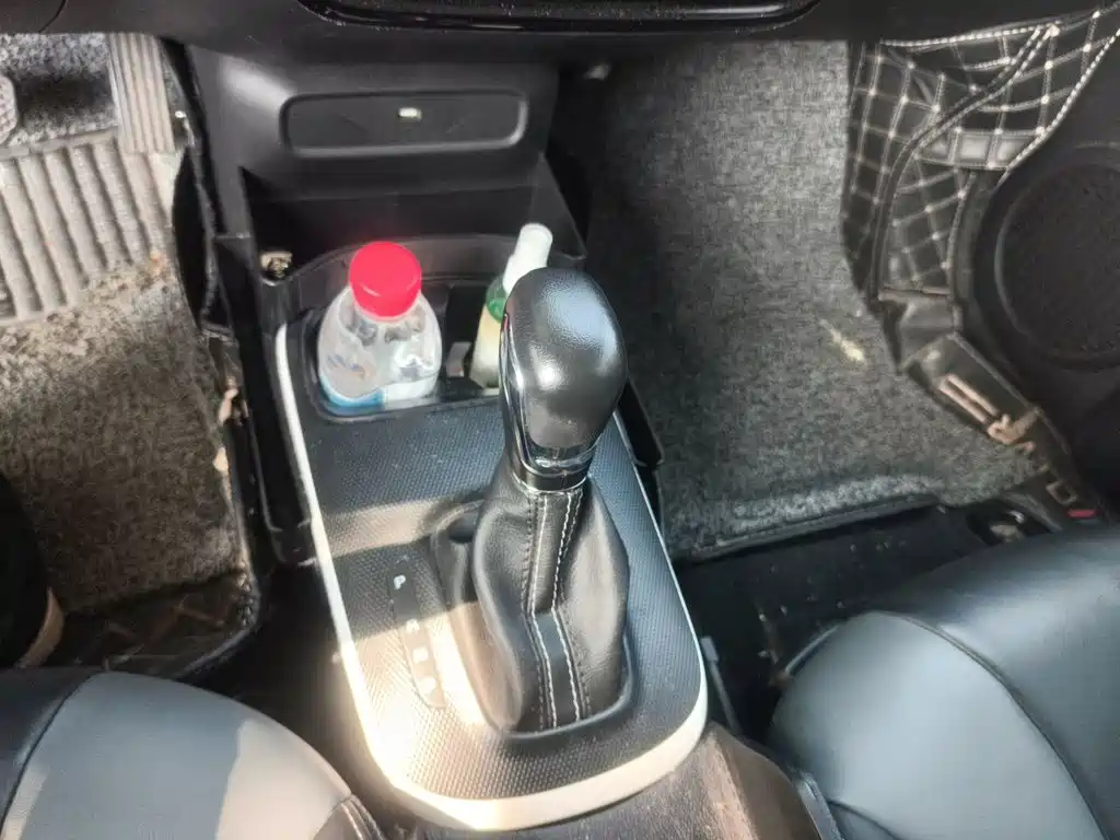 Roewe Clever — миниатюра 10