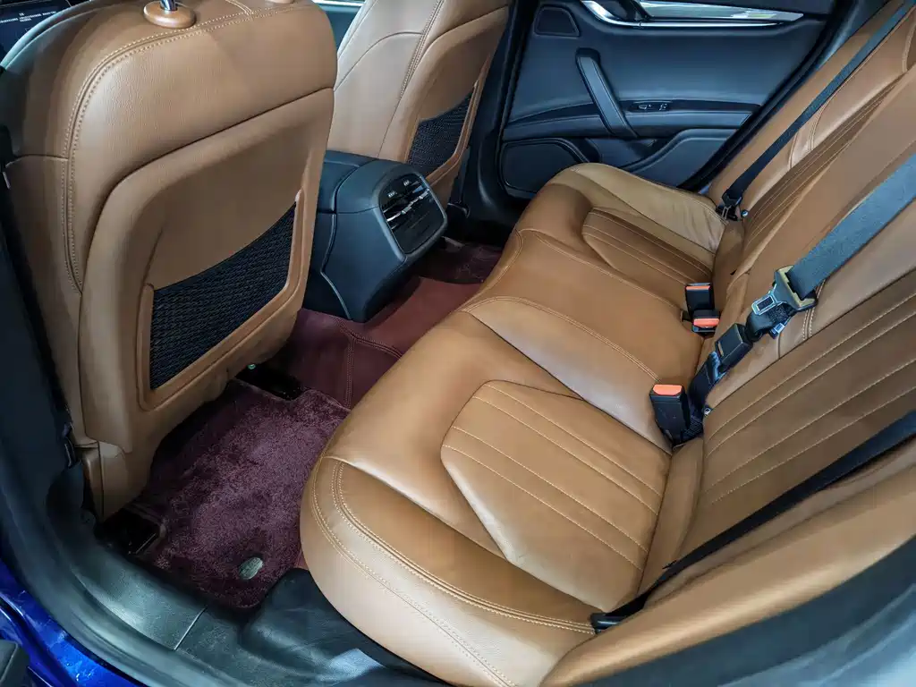 Maserati Ghibli — миниатюра 14