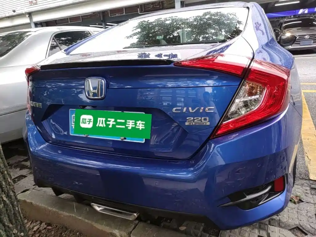 Honda Civic — миниатюра 6