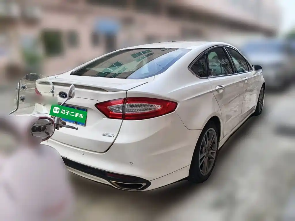 Ford Mondeo — миниатюра 4