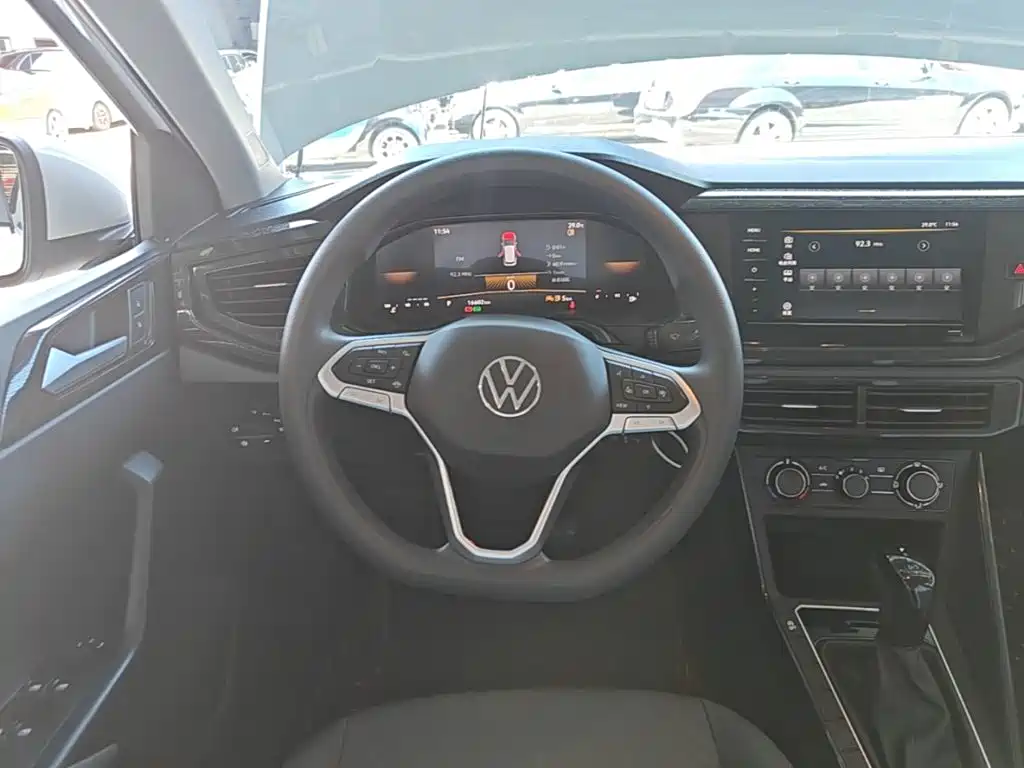 Volkswagen Lavida — миниатюра 11