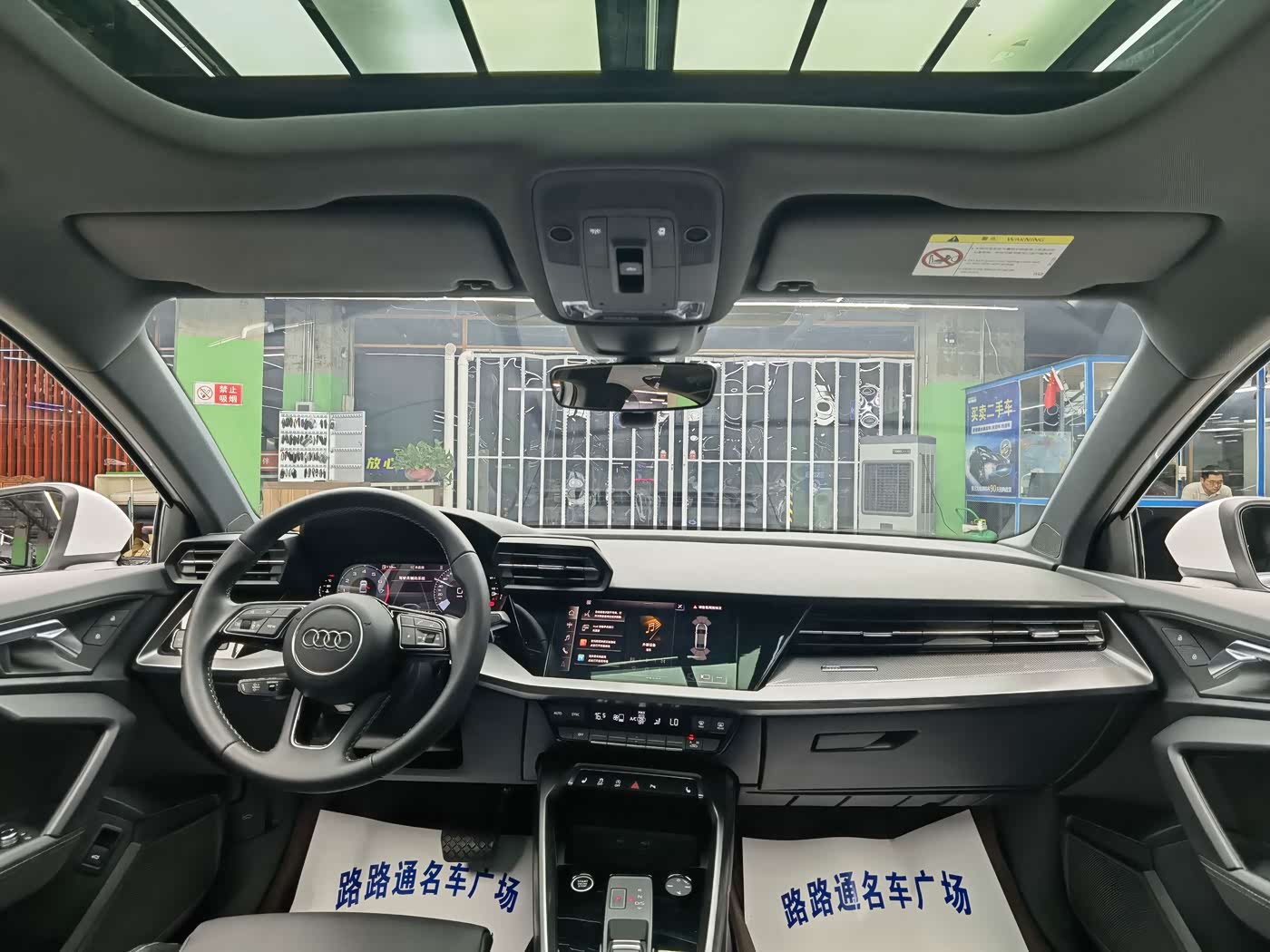 Audi A3 1.4 л 2023 г. Белый, пробег 22700 км