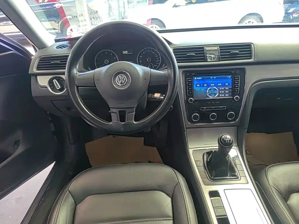 Volkswagen Passat — миниатюра 11