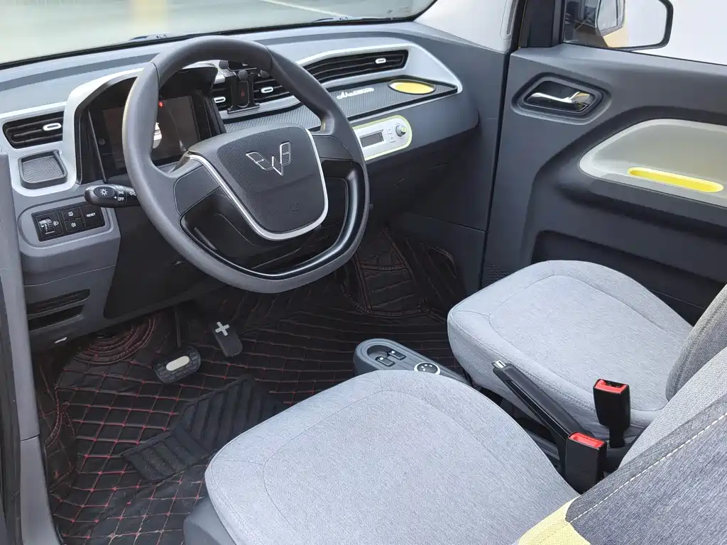 Wuling MINIEV — миниатюра 7