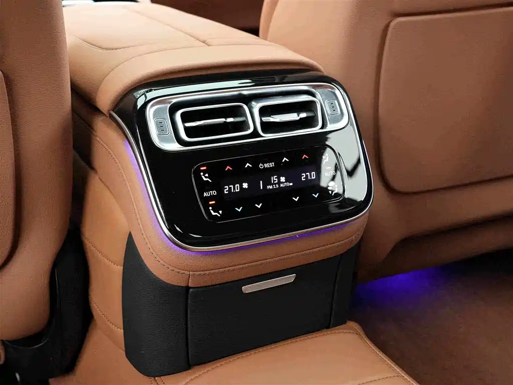 Mercedes-Benz S-Class — миниатюра 15