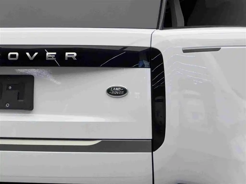 Land Rover Range Rover 2025 3.0 L6 400PS Long Wheelbase