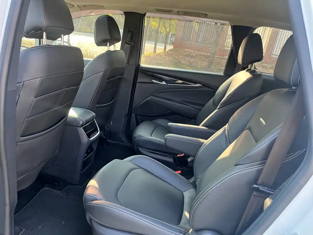 SAIC MAXUS CHASE G50