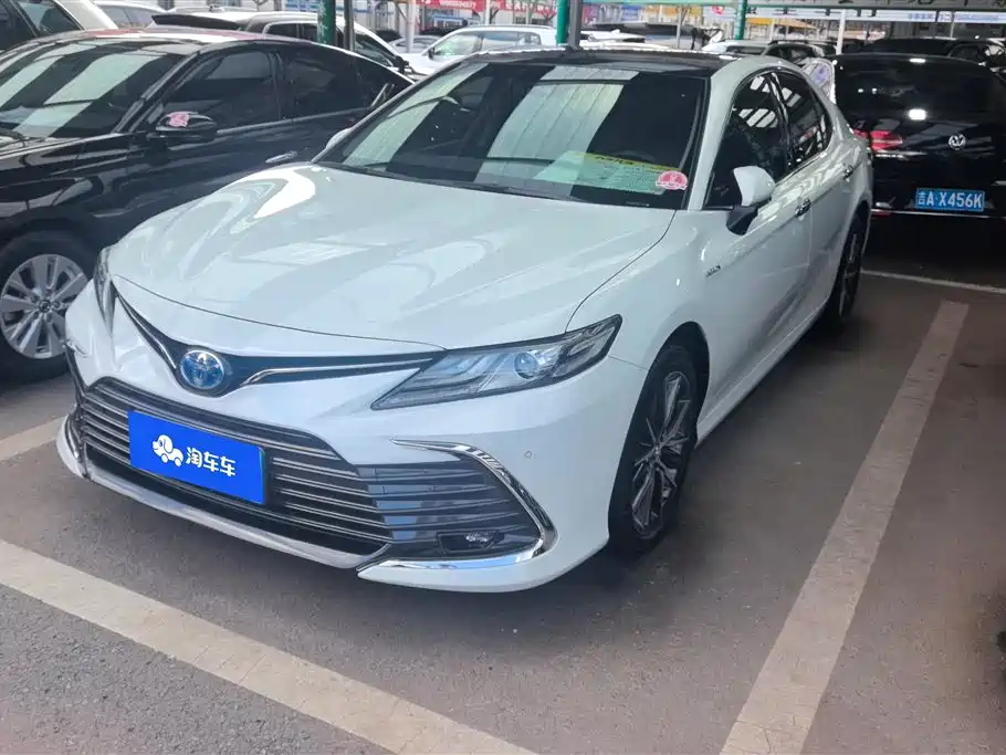 Toyota Camry 2023 2.5HG Luxury